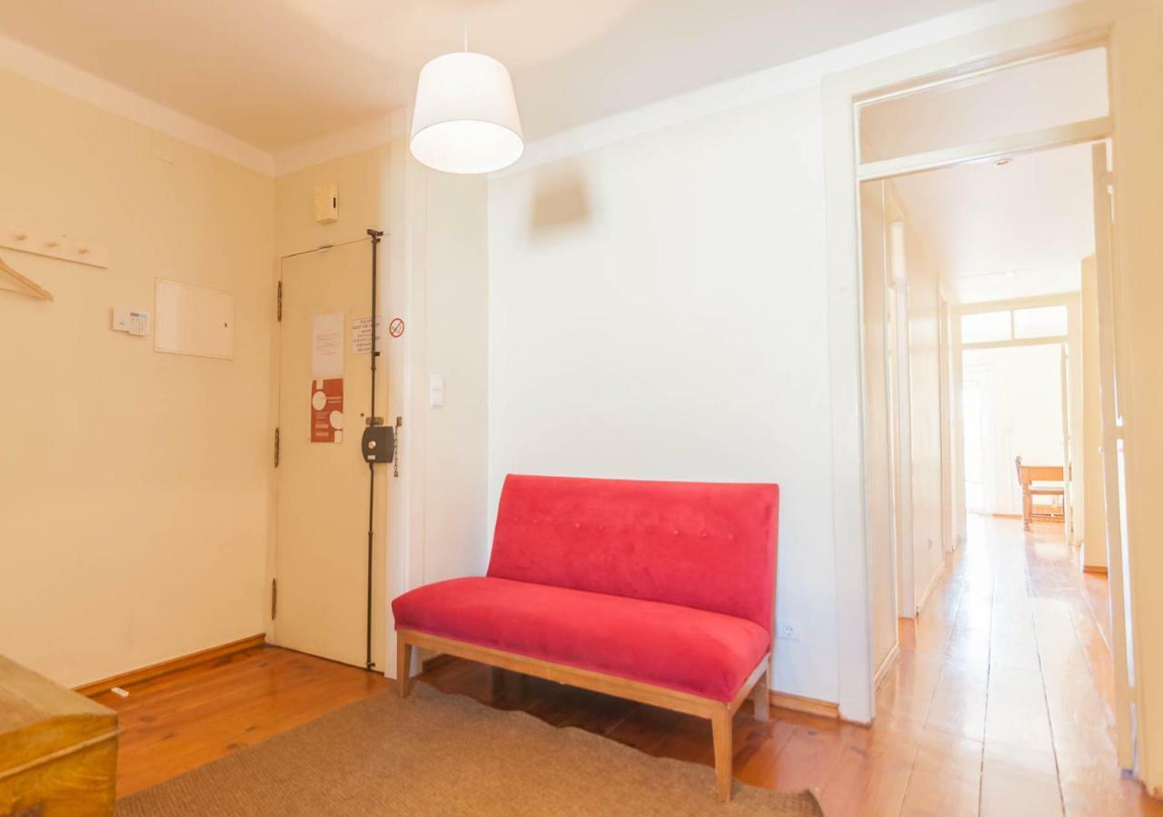 'White House' Apartment- Alfama Lisbon Bagian luar foto