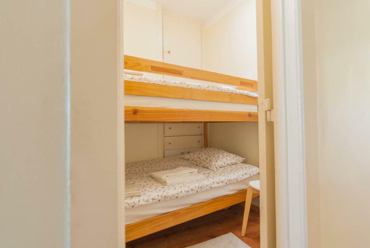 'White House' Apartment- Alfama Lisbon Bagian luar foto